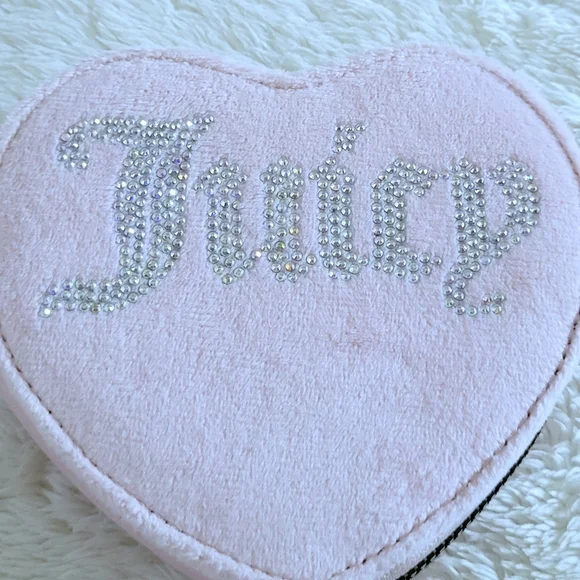 Juicy🍊 Couture Pink Clay Velour Heart🩷 Zip Around Coin Purse - NWT - Picture 12 of 16